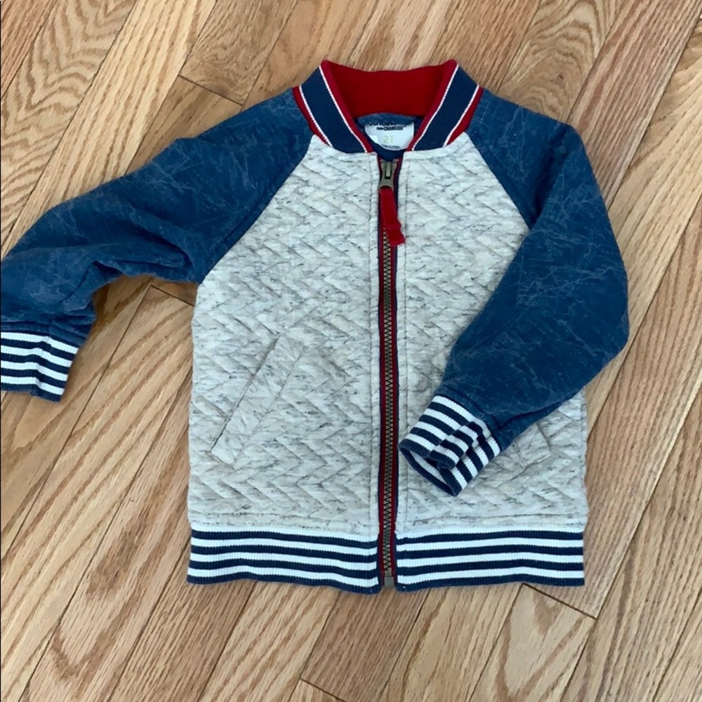 Full zip sweatshirt